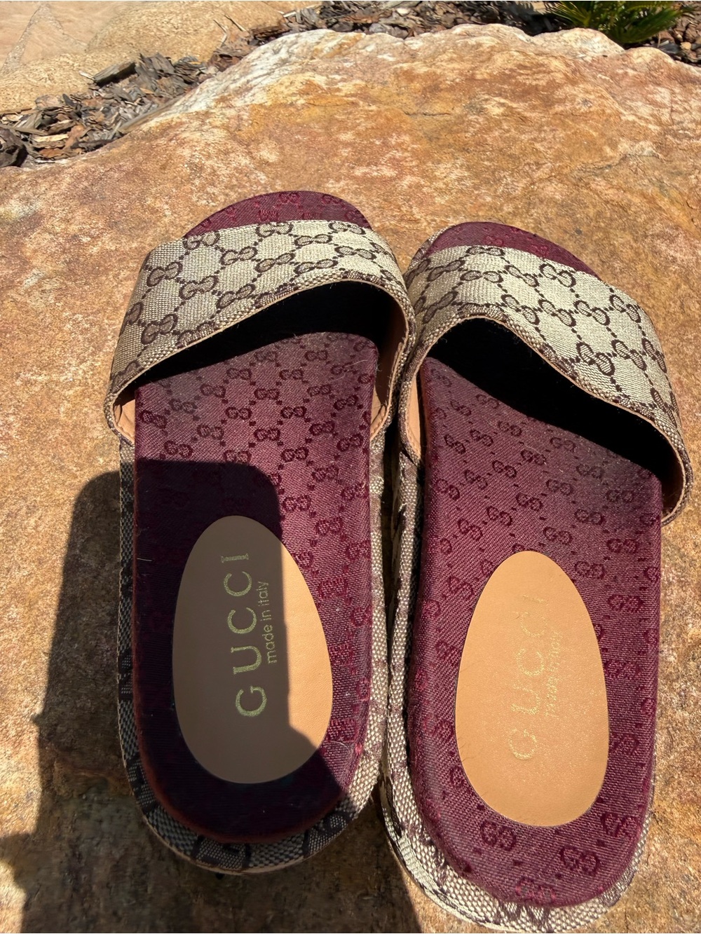 Vintage epic GUCCI unisex GG Monogram Slide Sandals with Burgundy Insole - Picture 6 of 11